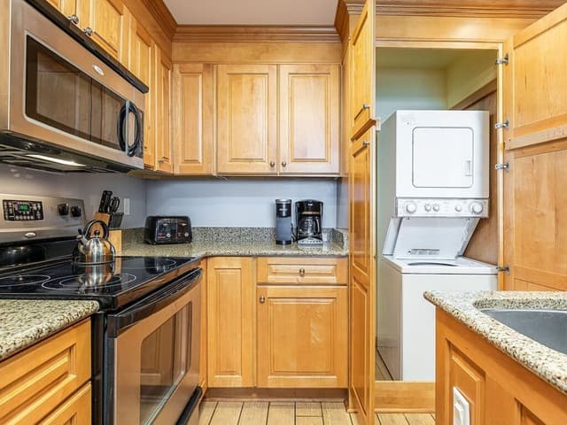 Condo, Multiple Beds, Pool Access, Beach View (#122 - No Pets)