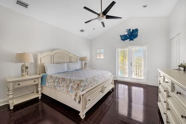 Deluxe Townhome, 2 Bedrooms