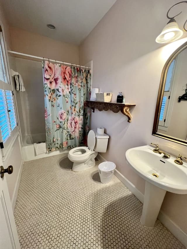 Comfort Room