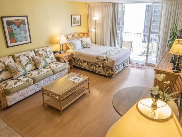 Premium Studio, 1 Queen Bed with Sofa bed, Kitchen (F09A06)
