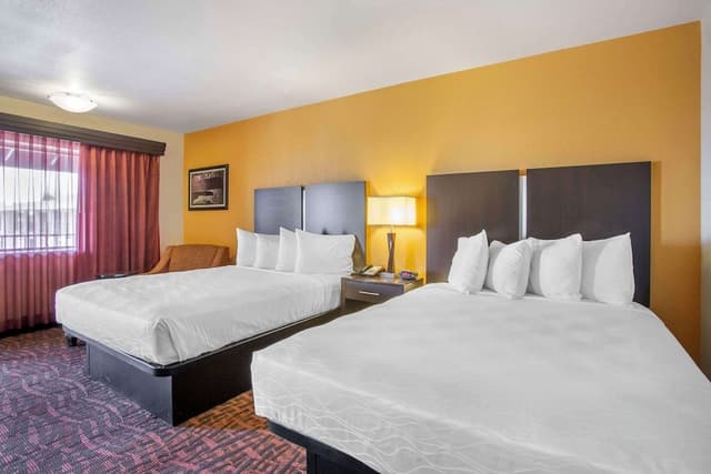 Standard Room, 2 Queen Beds, Accessible, Non Smoking