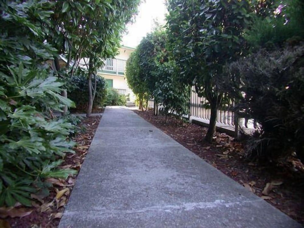 Cedarwood Inn of Ashland4
