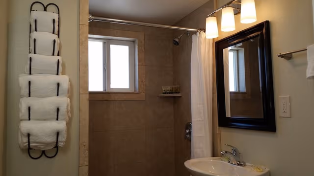 Family Suite, 2 Bedrooms, Kitchen, Mountain View