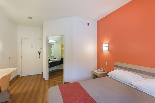 Deluxe Room, 1 Double Bed, Accessible, Non Smoking