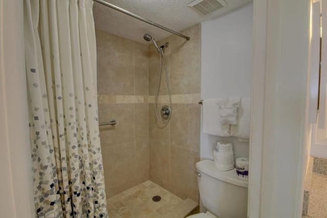 Condo, 2 Bedrooms, Patio, Courtyard View