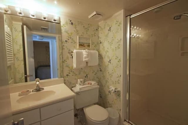 Condo, 2 Bedrooms, Patio, Courtyard View
