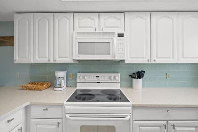 Condo, 2 Bedrooms, Patio, Courtyard View