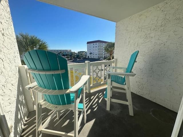 Condo, 2 Bedrooms, Patio, Courtyard View