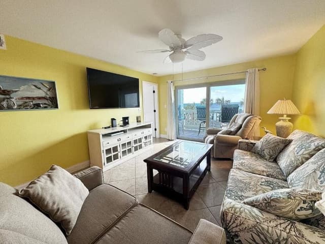 Condo, 2 Bedrooms, Patio, Courtyard View