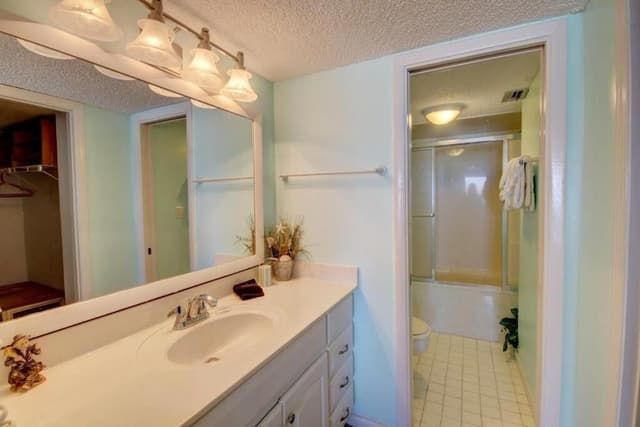 Condo, 2 Bedrooms, Patio, Courtyard View