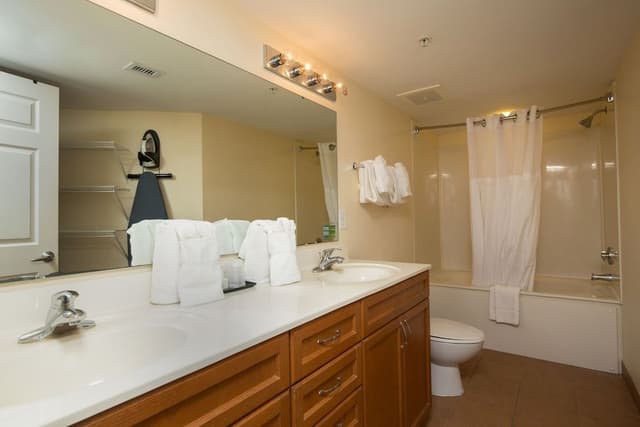 Condo, 3 Bedrooms (Beach View)