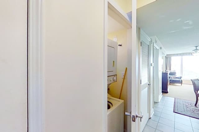 Condo, 2 Bedrooms (Beach View)