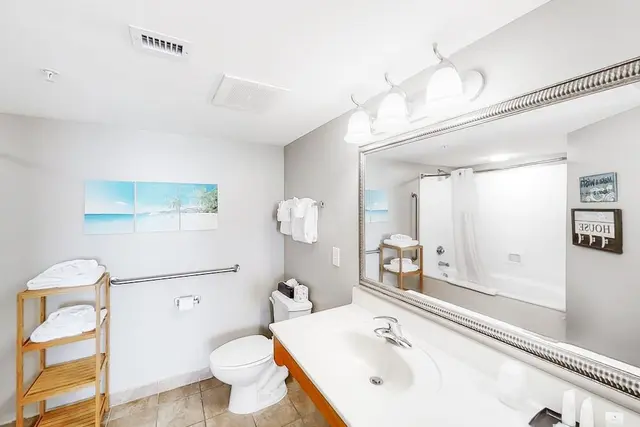 Condo, 3 Bedrooms (Beach View)