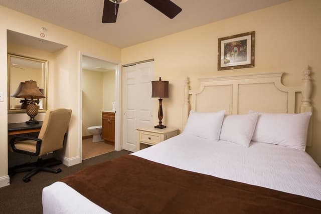 Condo, 3 Bedrooms (Beach View)