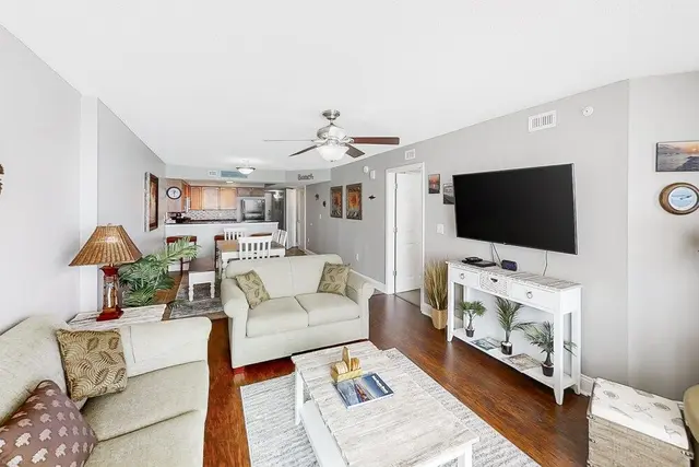 Condo, 3 Bedrooms (Beach View)