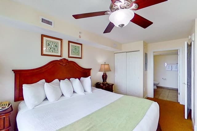 Condo, 2 Bedrooms (Beach View)