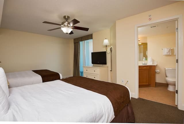Condo, 3 Bedrooms (Beach View)