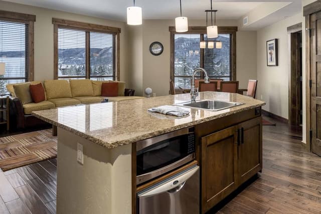 Condo, 2 Bedrooms (Condo, 2 Bedrooms)