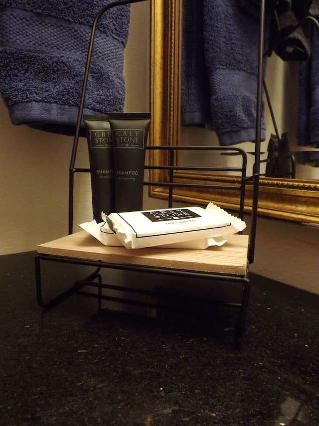 2 Queen Beds, (K9 Friendly), Hill View, Ground Floor
