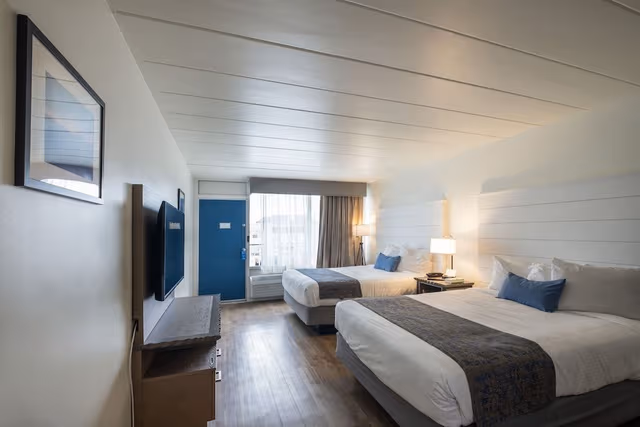 Double Queen Beds - Pool View