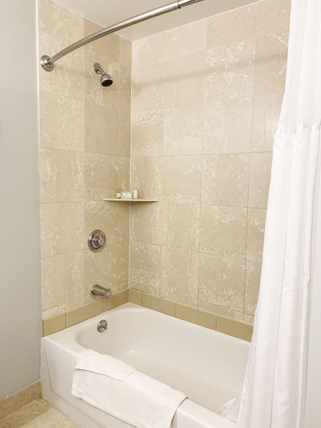 Room, 2 Queen Beds, Balcony, Ocean View