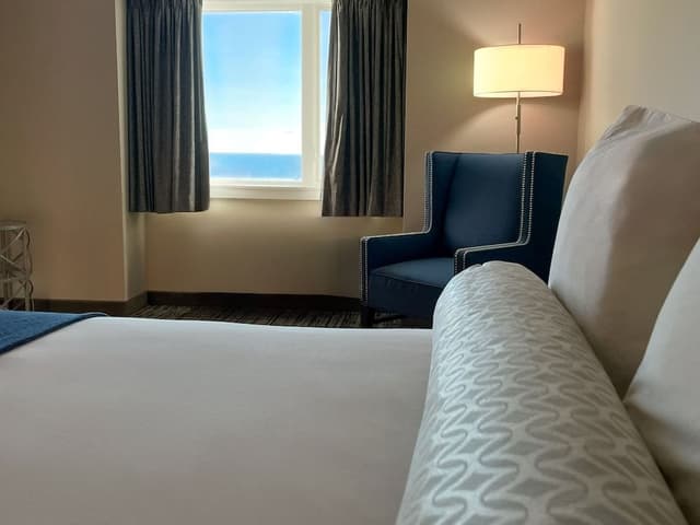 Room, 2 Queen Beds, Balcony, Ocean View