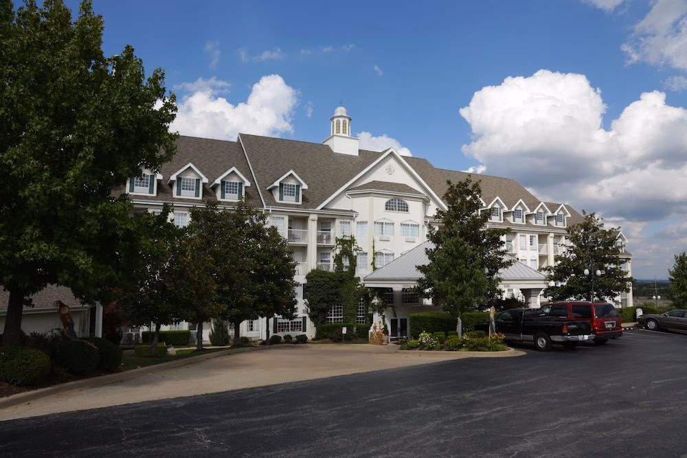 Hotel Grand Victorian3