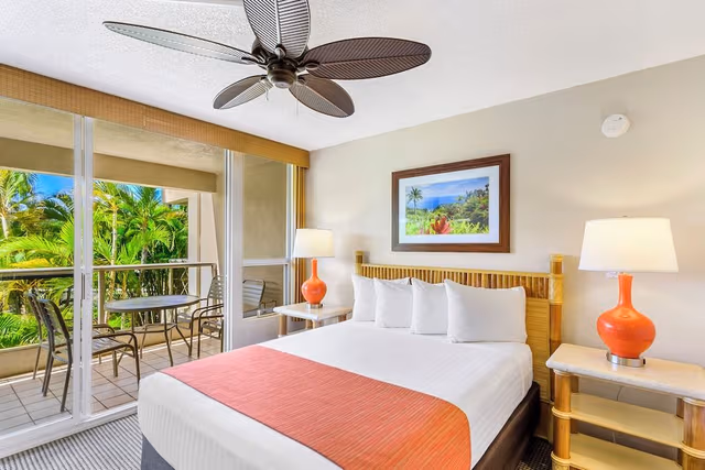 Suite, 1 Queen Bed with Sofa bed