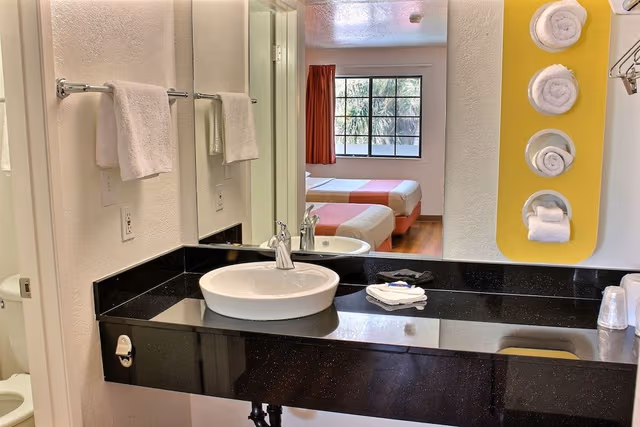Deluxe Room, 2 Queen Beds, Non Smoking, Refrigerator & Microwave