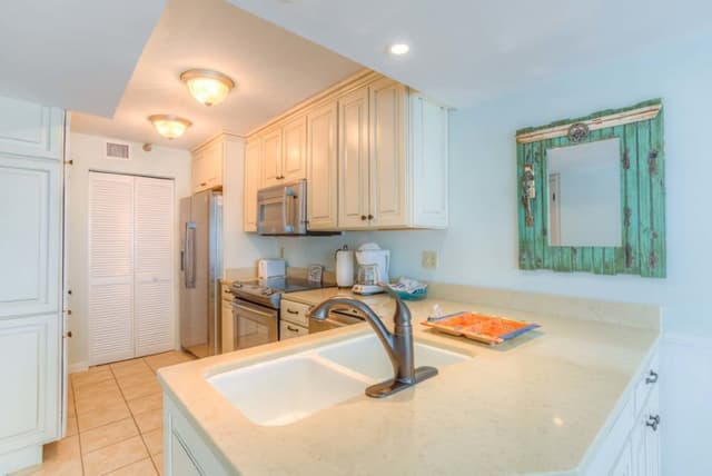 Condo, 2 Bedrooms, Oceanfront