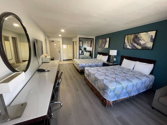 2 Double Beds, Non-Smoking