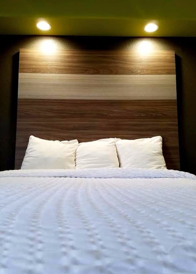 Deluxe Room, 2 Queen Beds, Smoking