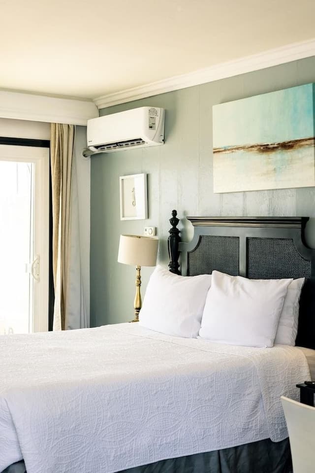 Queen Room with Ocean View