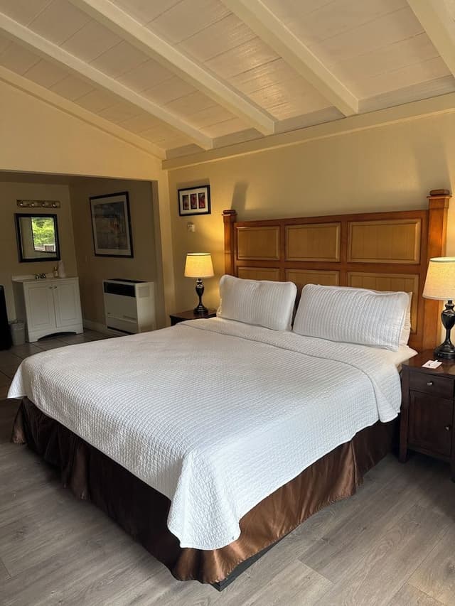 Cottage, 1 King Bed