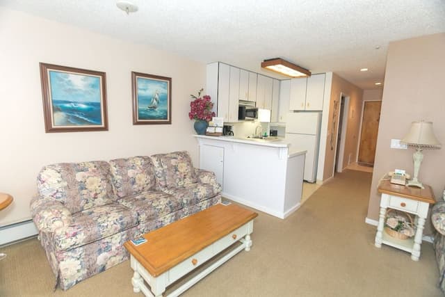 Signature Room, 1 King Bed with Sofa bed, Kitchen, Pool View (1 Bedroom Unit- Room 105-No Pets)