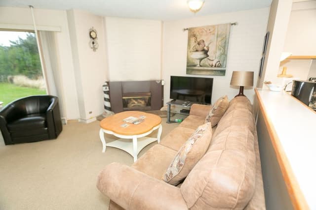 Deluxe Room, Multiple Beds, Kitchen, Pool View (1 Bedroom Dlx Unit-Room 112-No Pets)