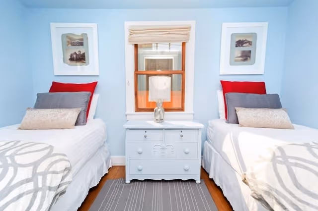 NO. 3 Travel Suite