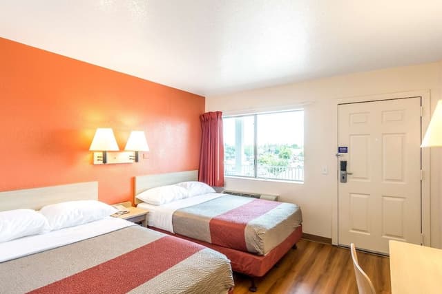 Deluxe Room, 2 Double Beds, Non Smoking, Refrigerator & Microwave