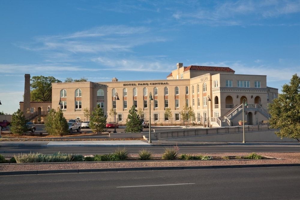 Hotel Parq Central0