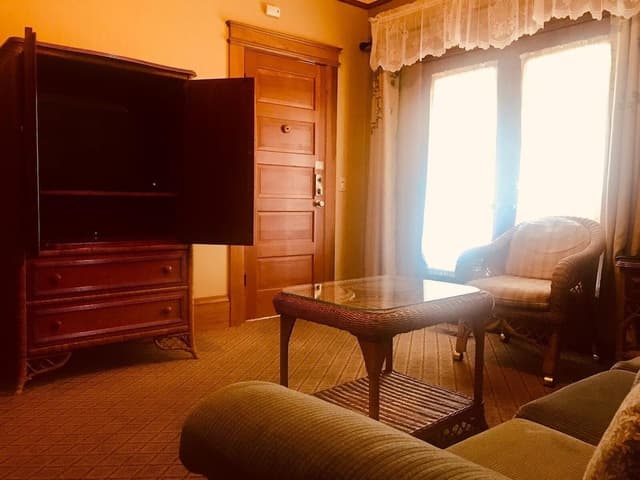 Premium Room, 1 King Bed with Sofa bed