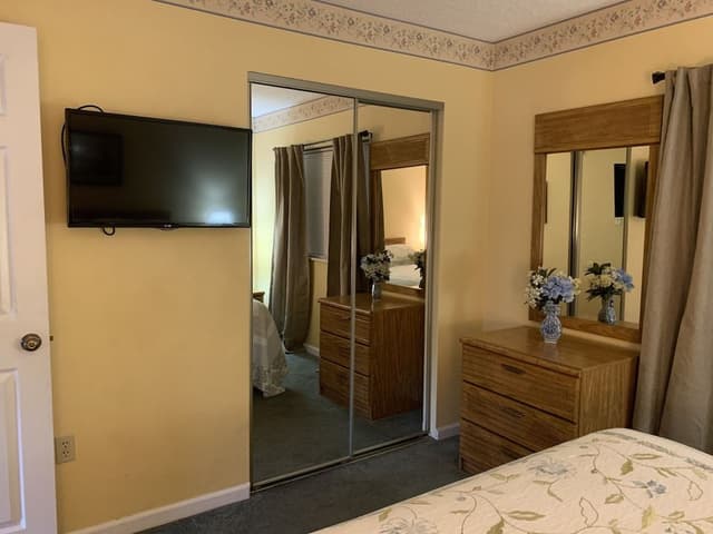 Condo, 2 Bedrooms (401)