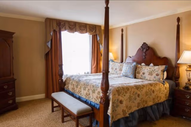 Suite (Ambassador)