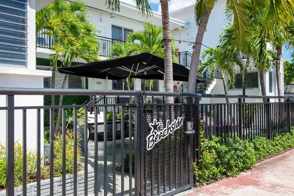 Beachside Apartments1
