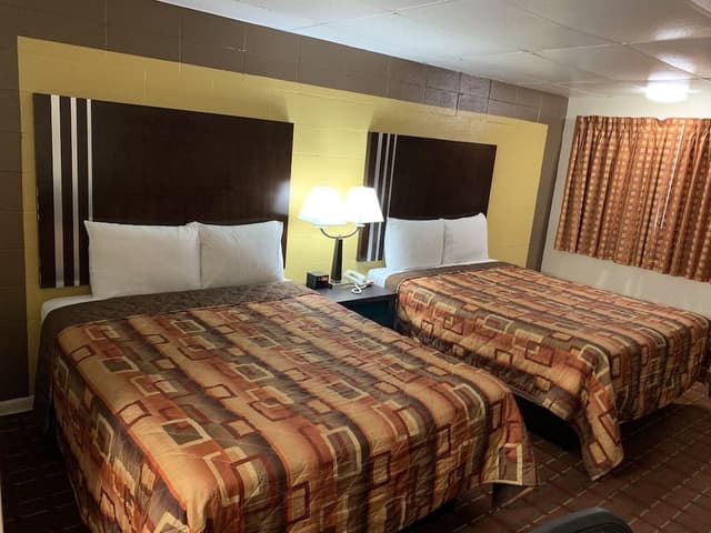 Standard Room, 2 Queen Beds, Non Smoking