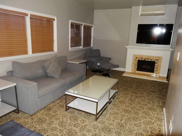 Suite, 1 King Bed with Sofa bed, Courtyard Area