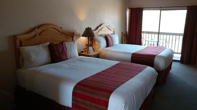 Standard Room, 2 Queen Beds (upper level)