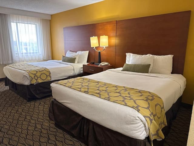 Room, 2 Queen Beds, Non Smoking