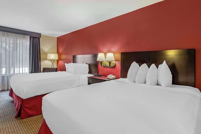 Suite, 2 Queen Beds, Non Smoking, Refrigerator & Microwave