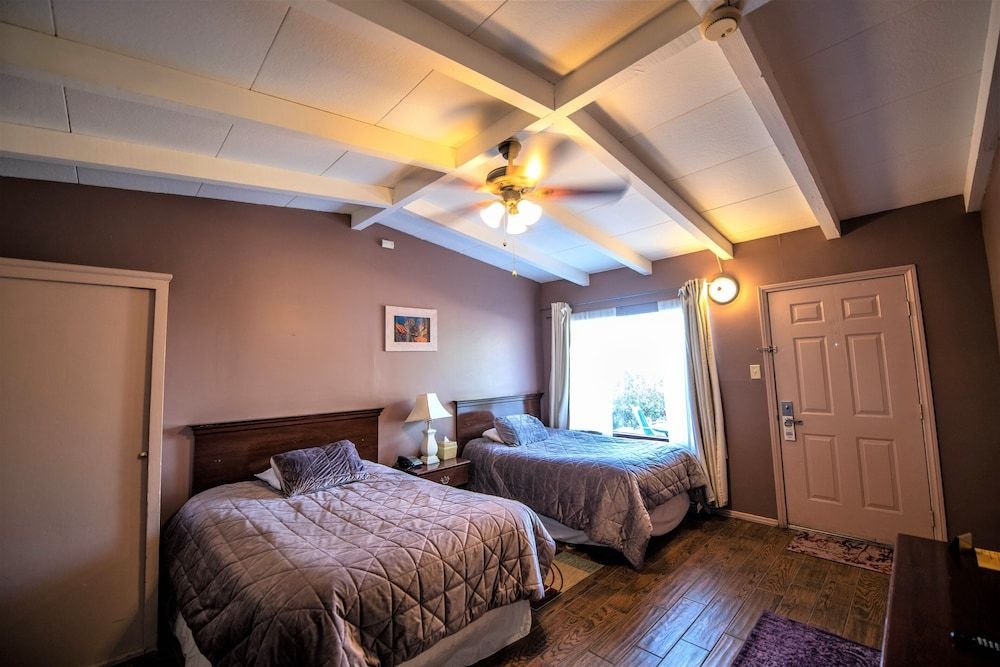 HARMONY MOTEL2