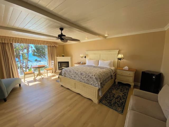 Deluxe Room #1, Ocean View, Fireplace